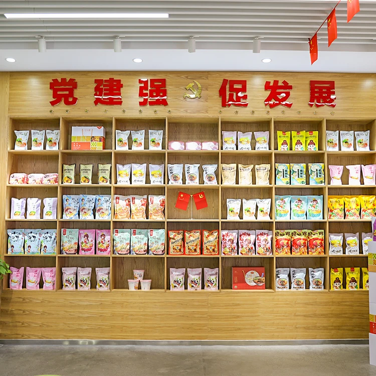 Different flavors Chinese style spicy noodles instant noodles hotpot The factory wholesale