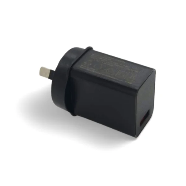 ODM OEM manufacturer PD20W PD25W PD30W PD 3.0   QC3.0 18W QC 4.0 USB A USB C fast charger for mobile cell phone