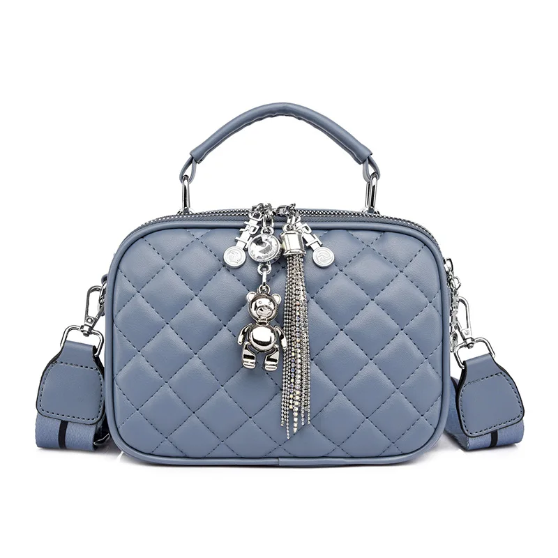 Top Zipper Closure  woman handbag Rhombus wide shoulder strap trendy fashion multi-layer iron tassel handbag