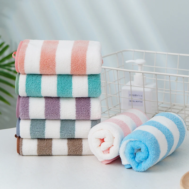 Wholesale price monogrammed initial shabby chic  warp knitted coral velvet towels high quality microfiber hand towels