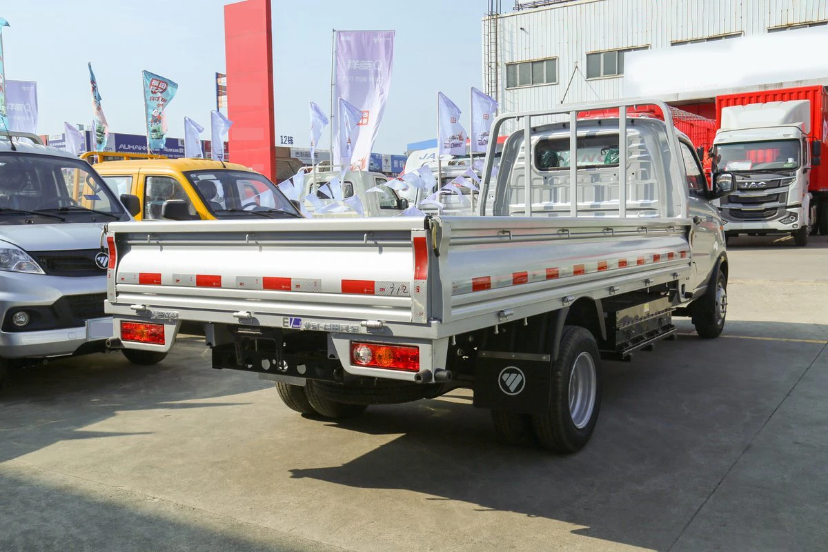 Hot product 4x2 3.5 tons 6 wheels front disc rear drum brake electric battery 55.7kwh motor 90kw ABS A/C delivery cargo truck