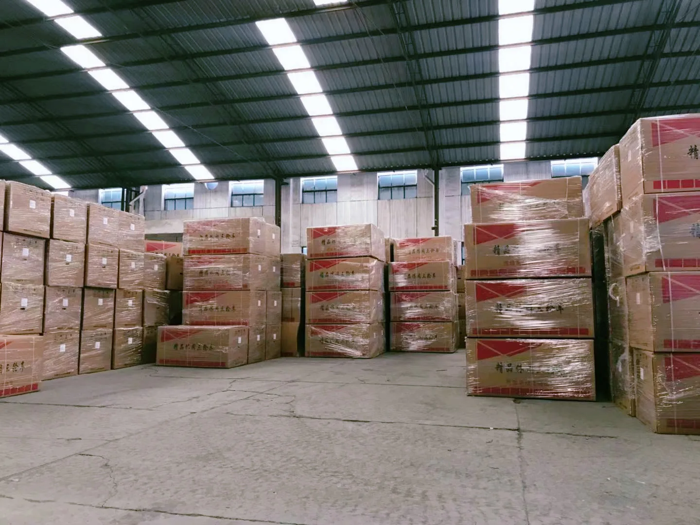  Оптовая продажа горный велосипед с рамой из сплава логотипом на заказ лучшие колеса 26