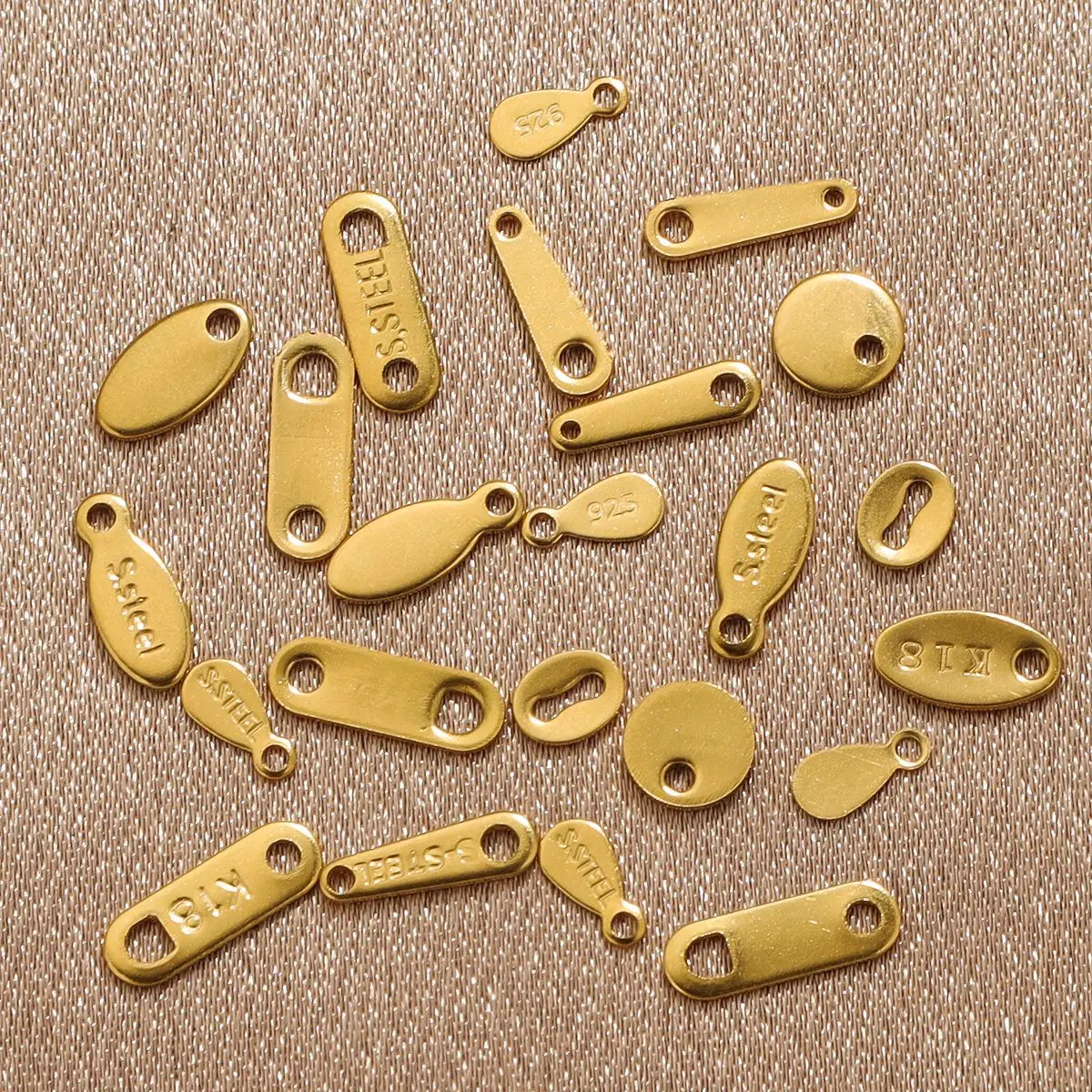 Wholesale Diy Engraved 18K Gold Plated Stainless Steel Charms Chain Tail End Jewelry Tags With Logo Custom