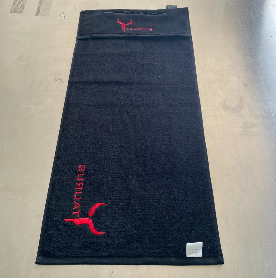 Custom embroidered logo 100% cotton hooded magnet fitness gym exercise towel with pockets