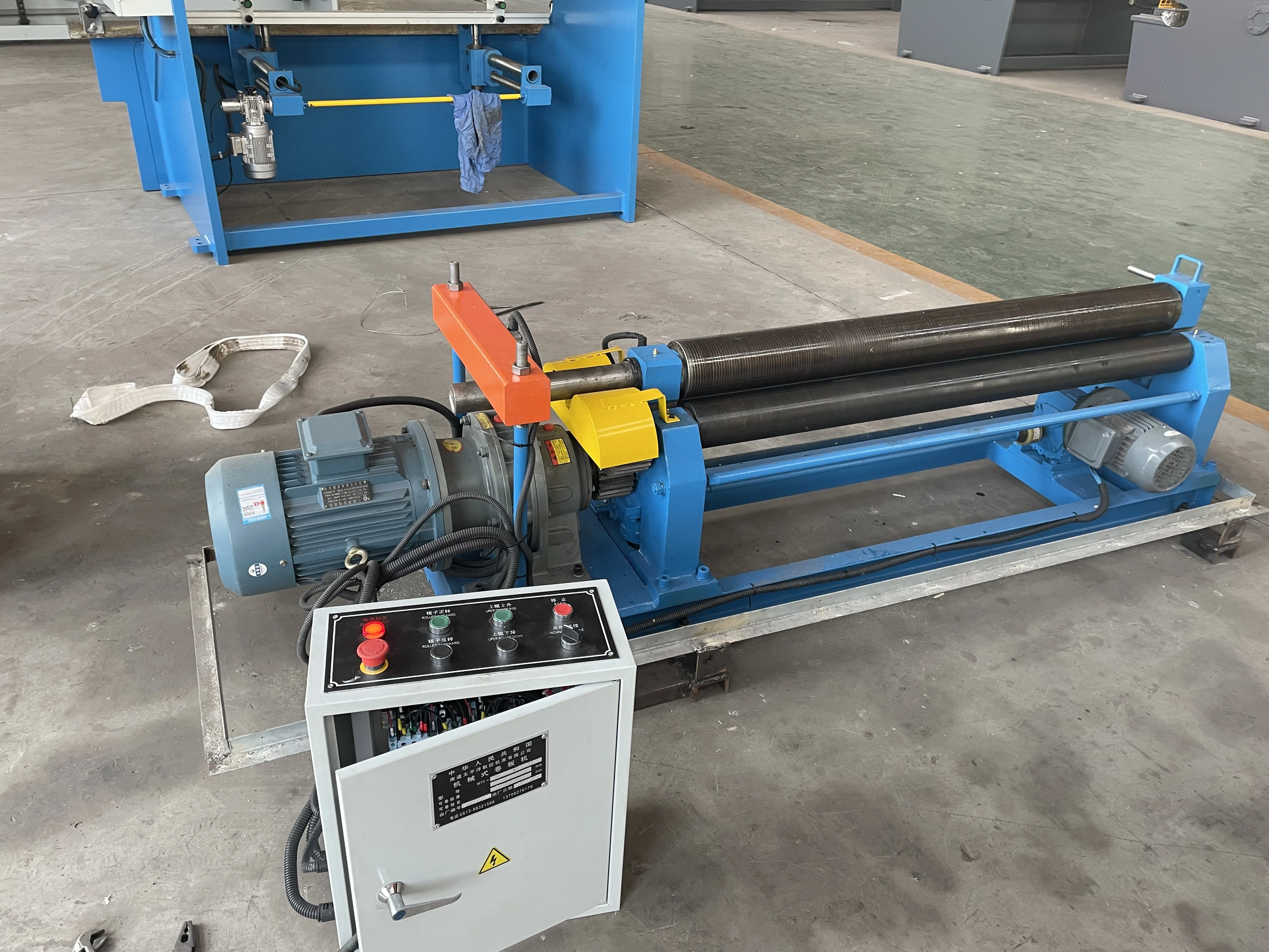 Low cost Mechanical 3 rolls Rolling Pipe Bending Machine W11-2x1300mm