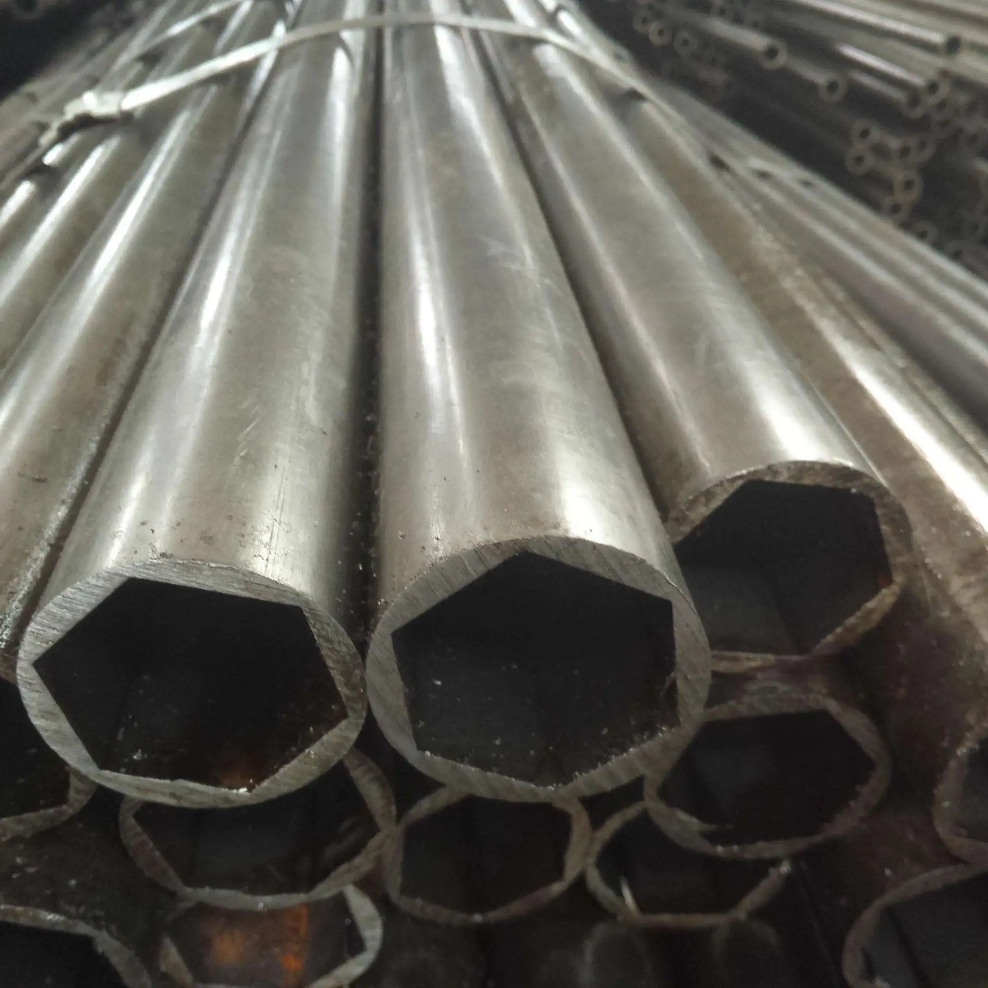 Dn25---150 outer circle inside hexagon pipe