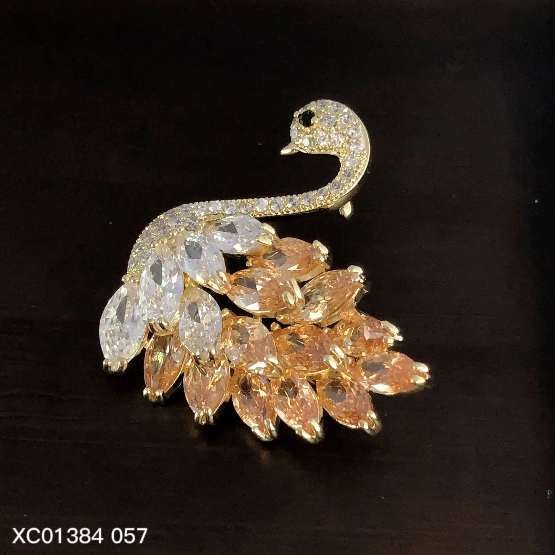 XZ-071 Swans Brooch High-end Atmosphere Luxury Cute Floral Japanese INS Personalized  Collar Pin Accessories