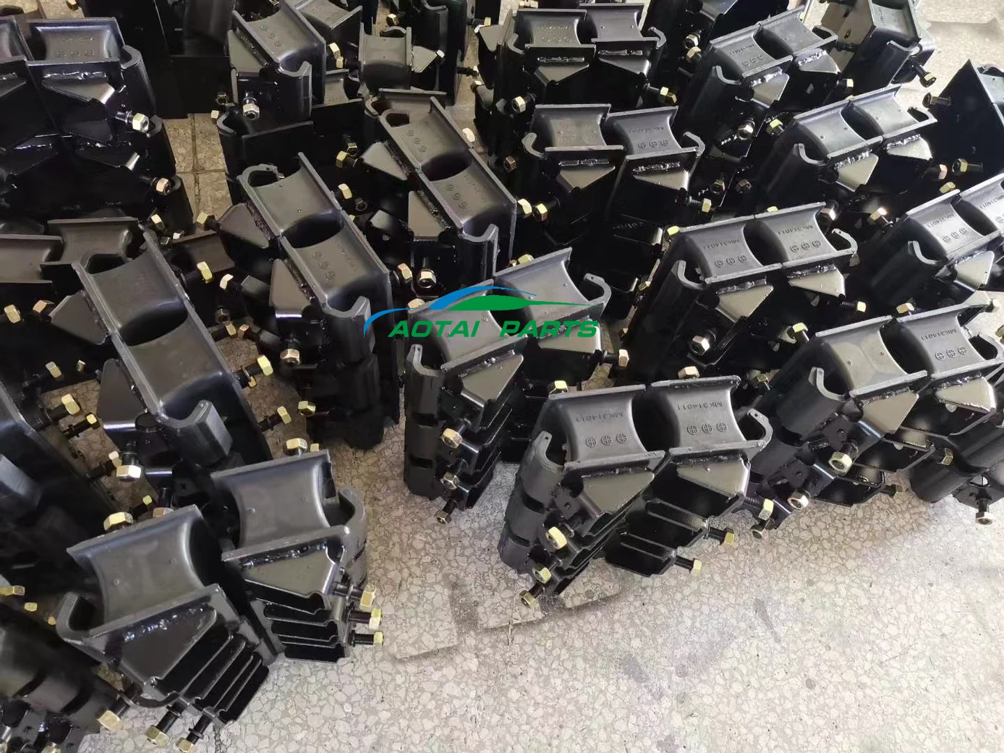 Engine Kit for ISUZU Auto Spare Parts 8-94172-019 HL