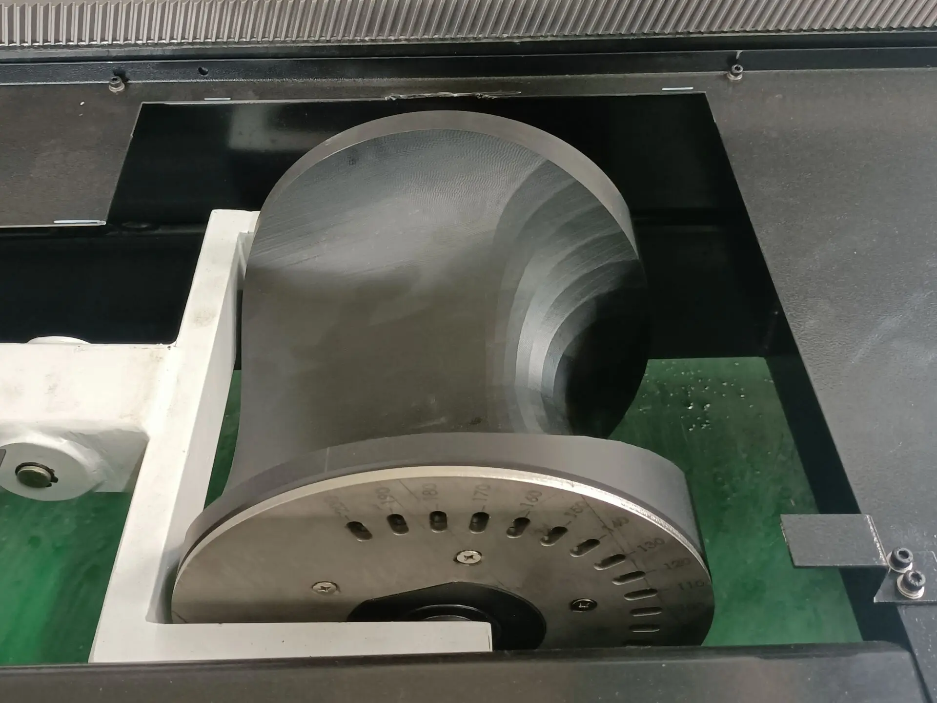 High Speed Metal Sheet Laser Cutting Machine Competitive Price Fiber Laser Cutting Machine For Sheet And Tube