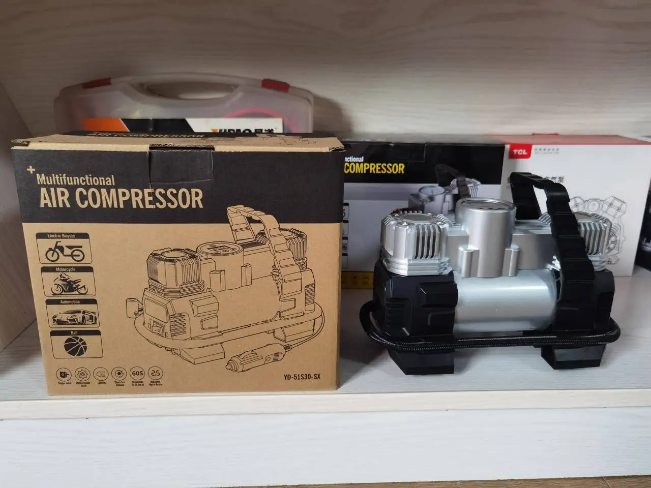 HF858 Double Cylinders 200PSI Tire inflator Heavy Duty Air Compressor for Car Truck SUV ATV and Bus