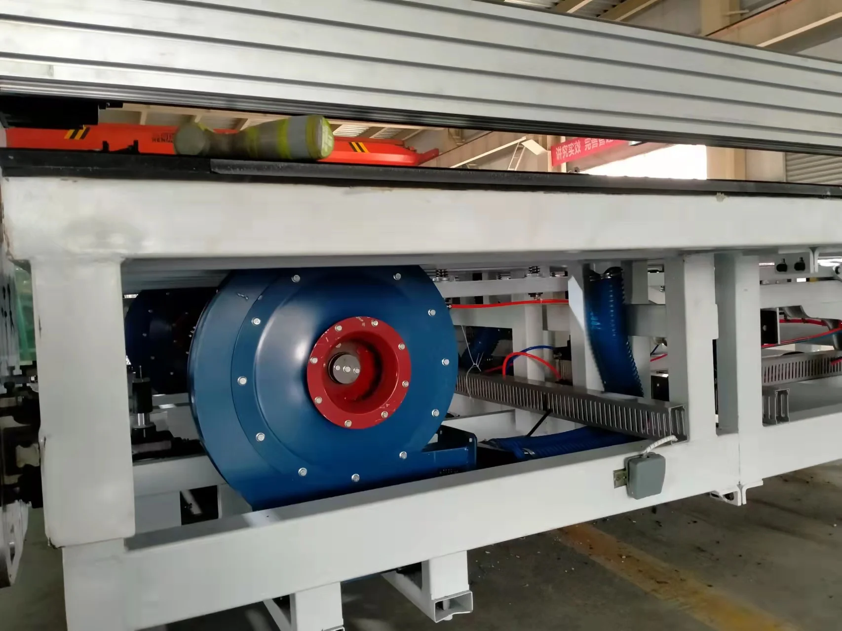 Automatic CNC glass cutting machine for glass making Full Auto Free Shape Processing  Tempered Glass  Machine