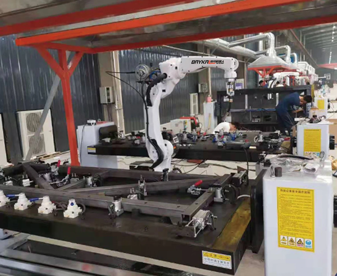 6 Axis Robots Machine Undercarriage Robotic For Frame Welding Robot