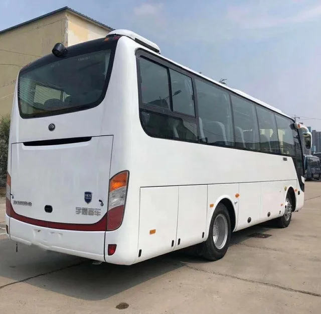  Роскошный автобус Yutong 39 сидений