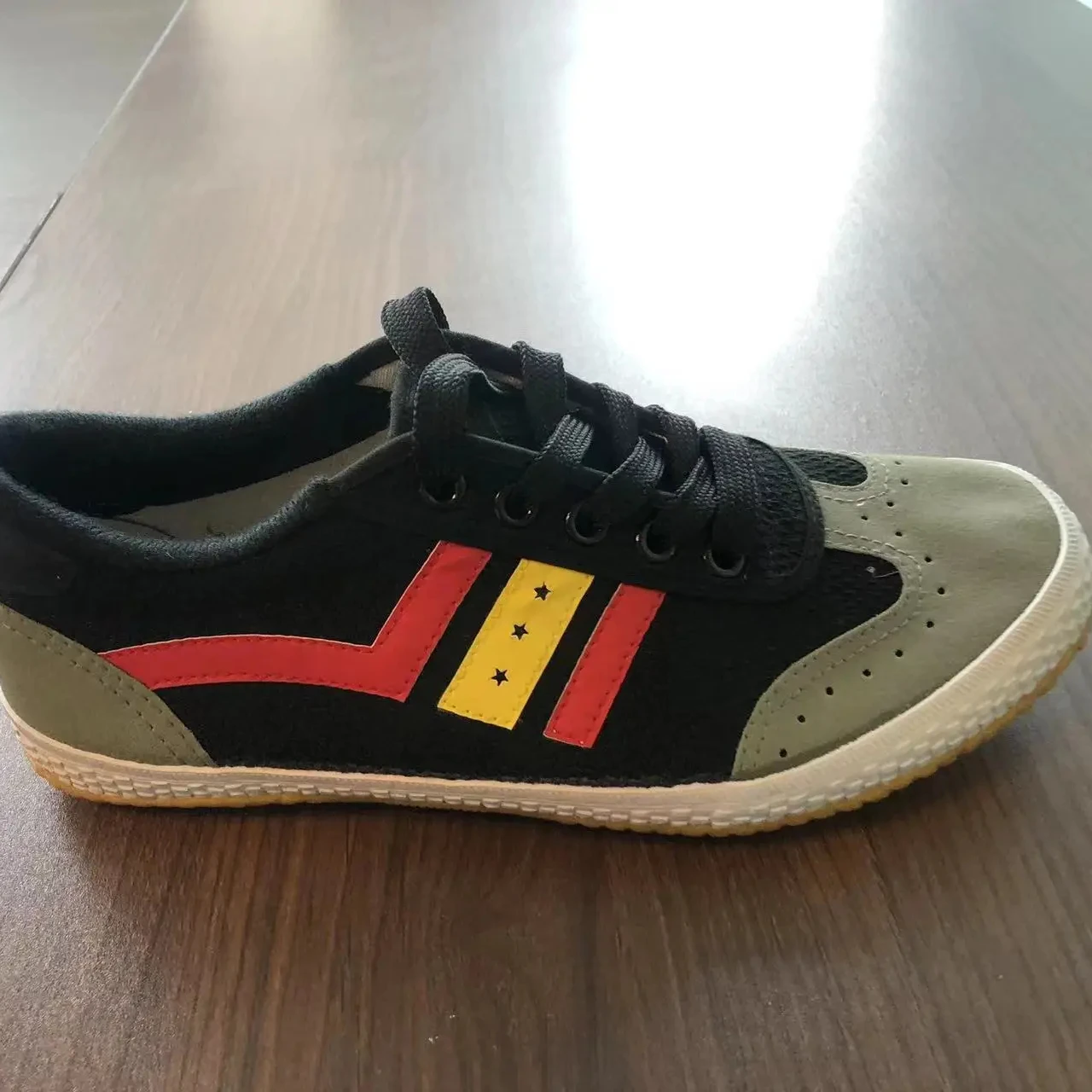 China footwear manufacturer factory custom men sneakers casual sport running walking rubber sole vulcanized shoes canvas womens