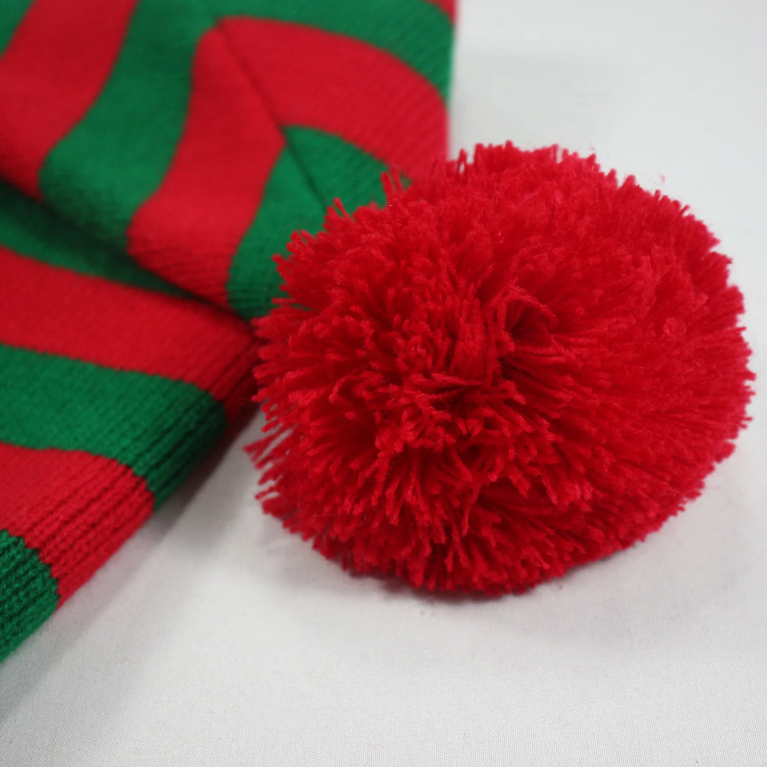 Winter Christmas Beanie Santa Hat Red and Green Knit Crochet Cap Santa Beanies Gift Family Christmas Hat for Adults and Kids