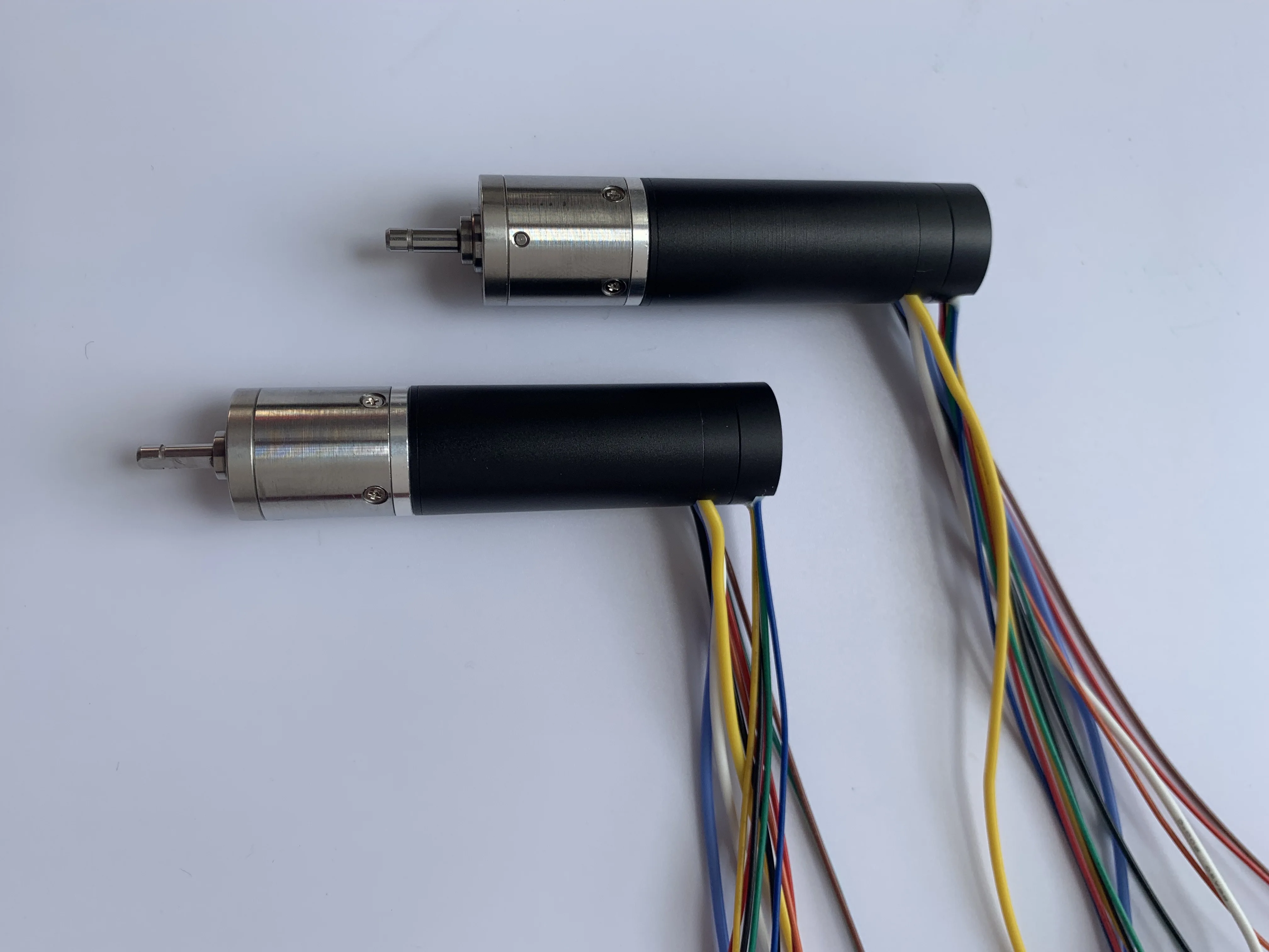 16mm coreless brushless dc planetary gear motor with 3-channel encoder