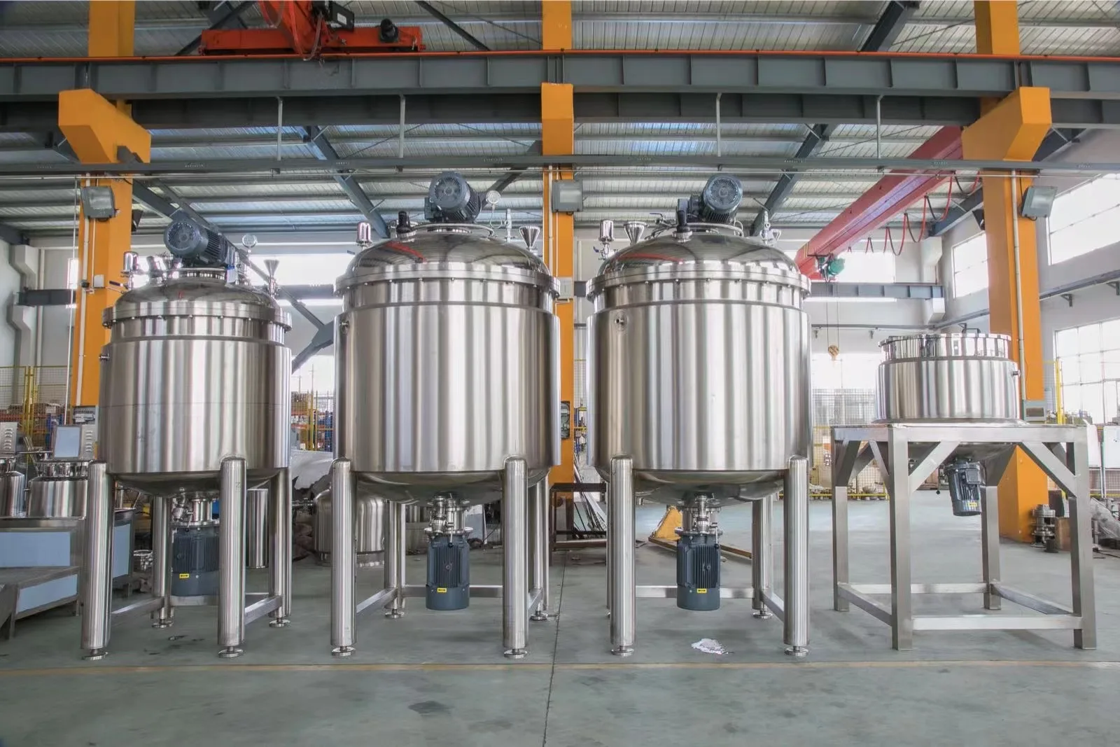 stainless steel 304 316 vacuum emulsifying mixer 200-500l creams mixer cosmetic  homogenizer vacuum emulsifier machine