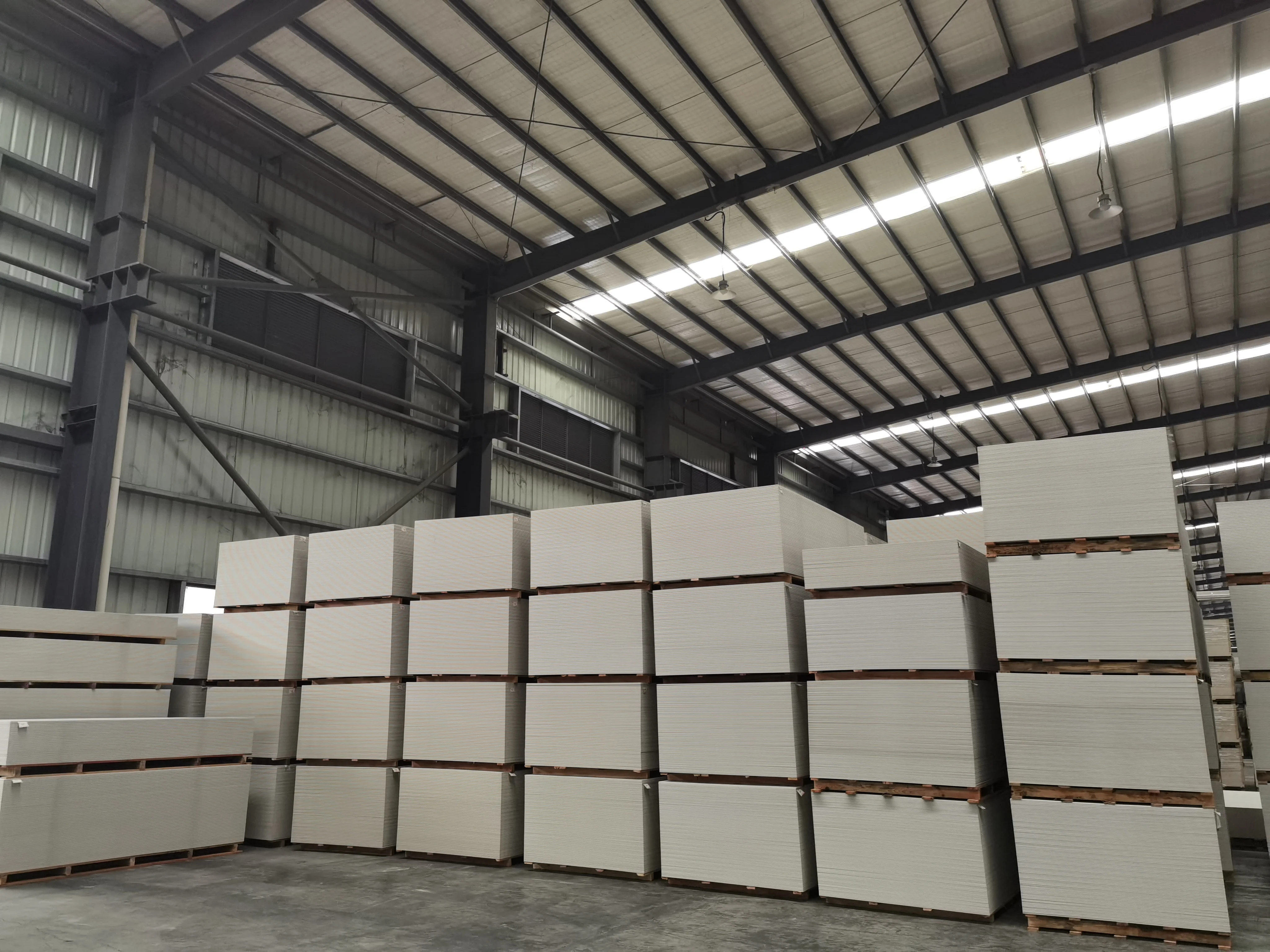 4mm Wholesale 100% Non-Asbestos High Strength Anticorrosive Fire Rated Calcium Silicate Board