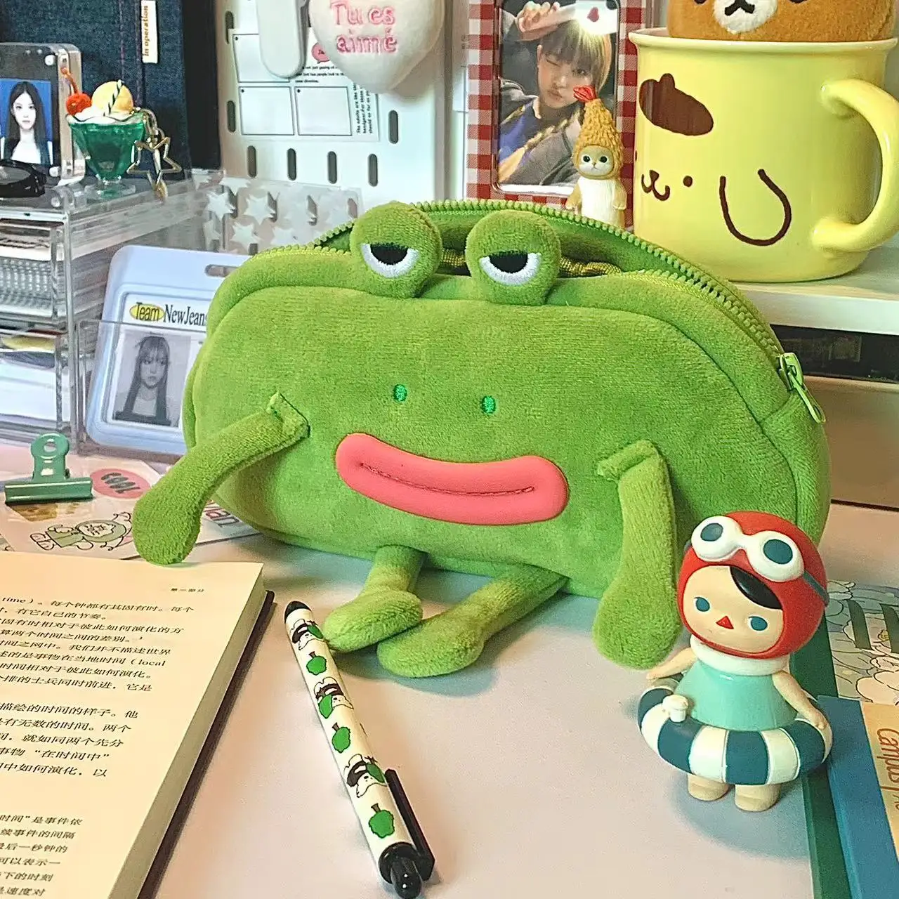 Large Capacity Cute Cartoon Frog Plush Pencil Pouch Kawaii Anime Pencil Case Bag for Kids School Stationery Pen Pouch