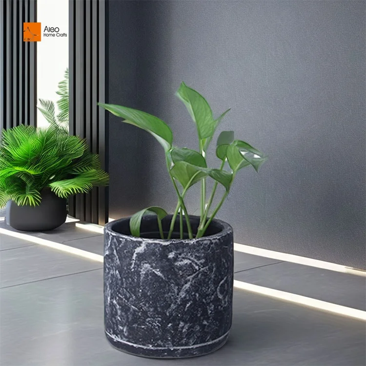 Wholesale Industrial Style Natural Concrete Stone Flower Pots Planters Candle Holders High Quality Garden Home Decor for Nursery