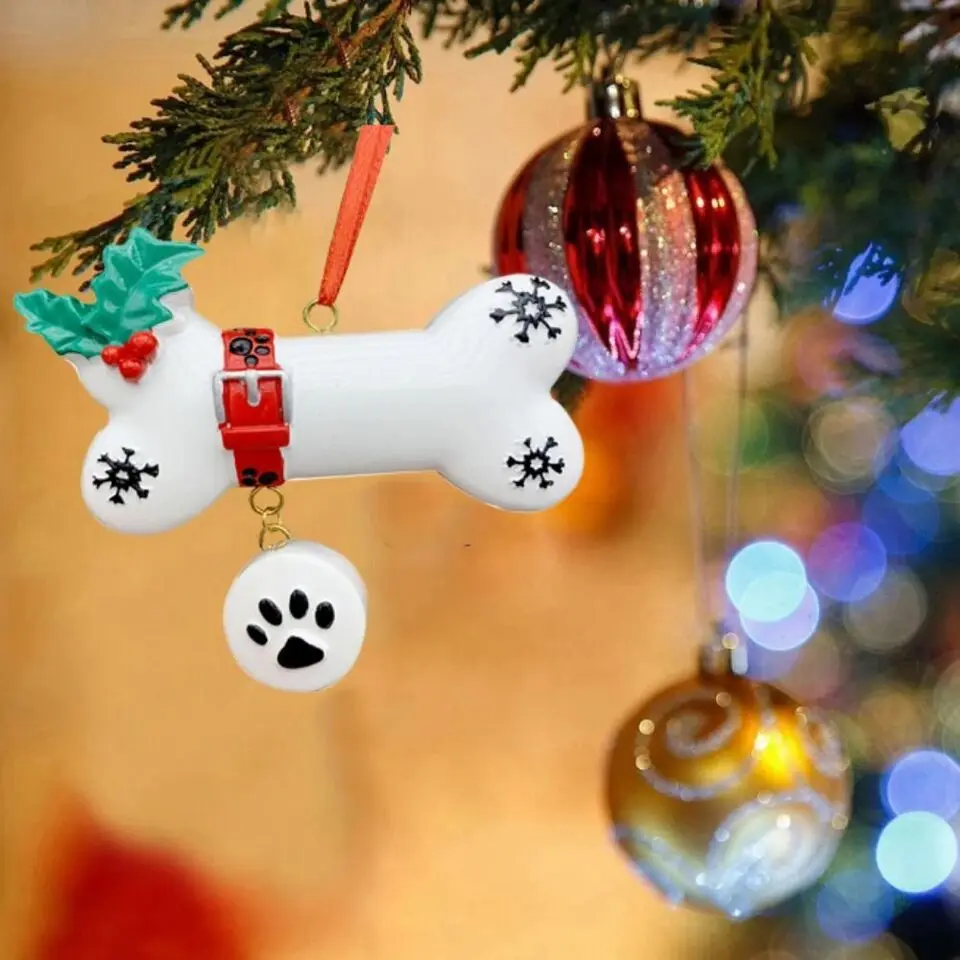 Christmas Holiday DIY Decorate Ornament Snow White Resin Dog Bone Pendant Tree Car Hanging Trendy Adornment for Christmas Tree