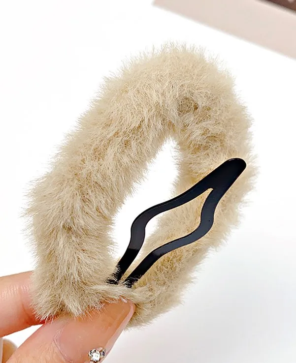 Newest Autumn Winter Hairpins Cute Plush Simple Hairpin Star Cloud  Shape Bb Clip