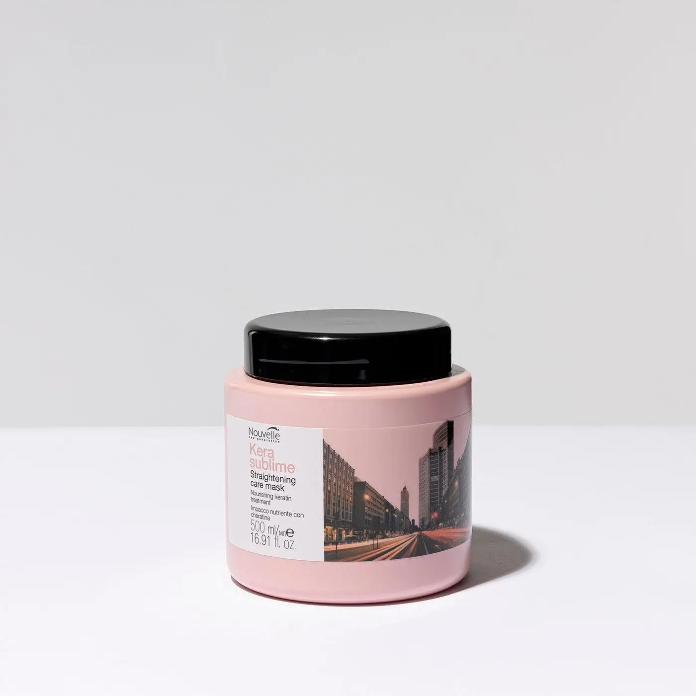 Italian Premium Nouvelle Espresso Time Color Block Intense Conditioning Spray With Acidic pH To Make Hair Coloring Last Longer