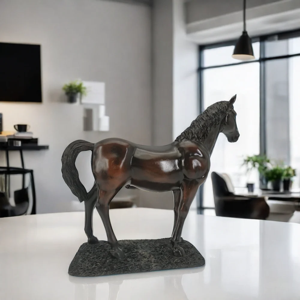 Custom Resin Craft Standing Horse Statue Artificial Style Sculpture for Home Decoration Xiamen Port Figurines Dogs Europe 1600 G