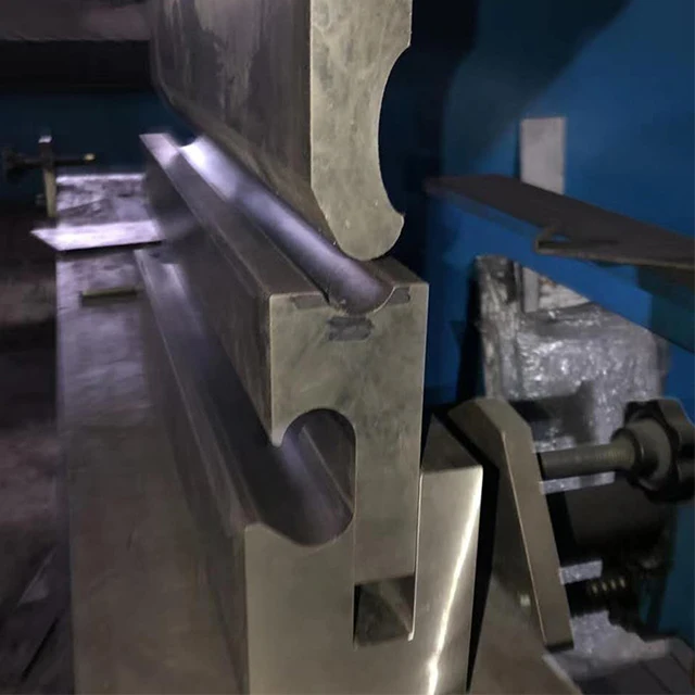 Гибочная машина для прессового тормоза штамповка петель