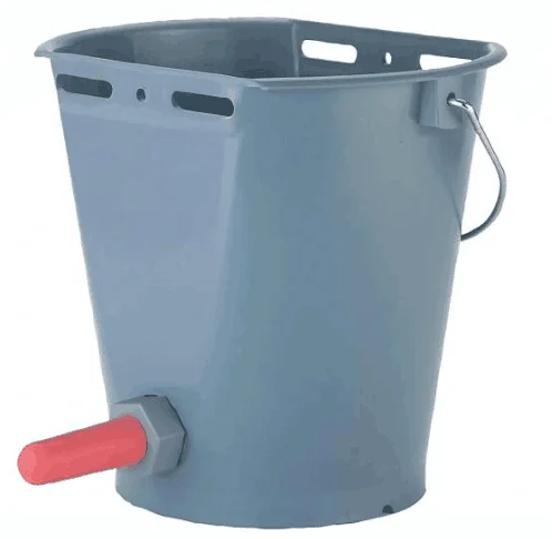 
Plastic calf feeding bucket 10L  (60427228478)
