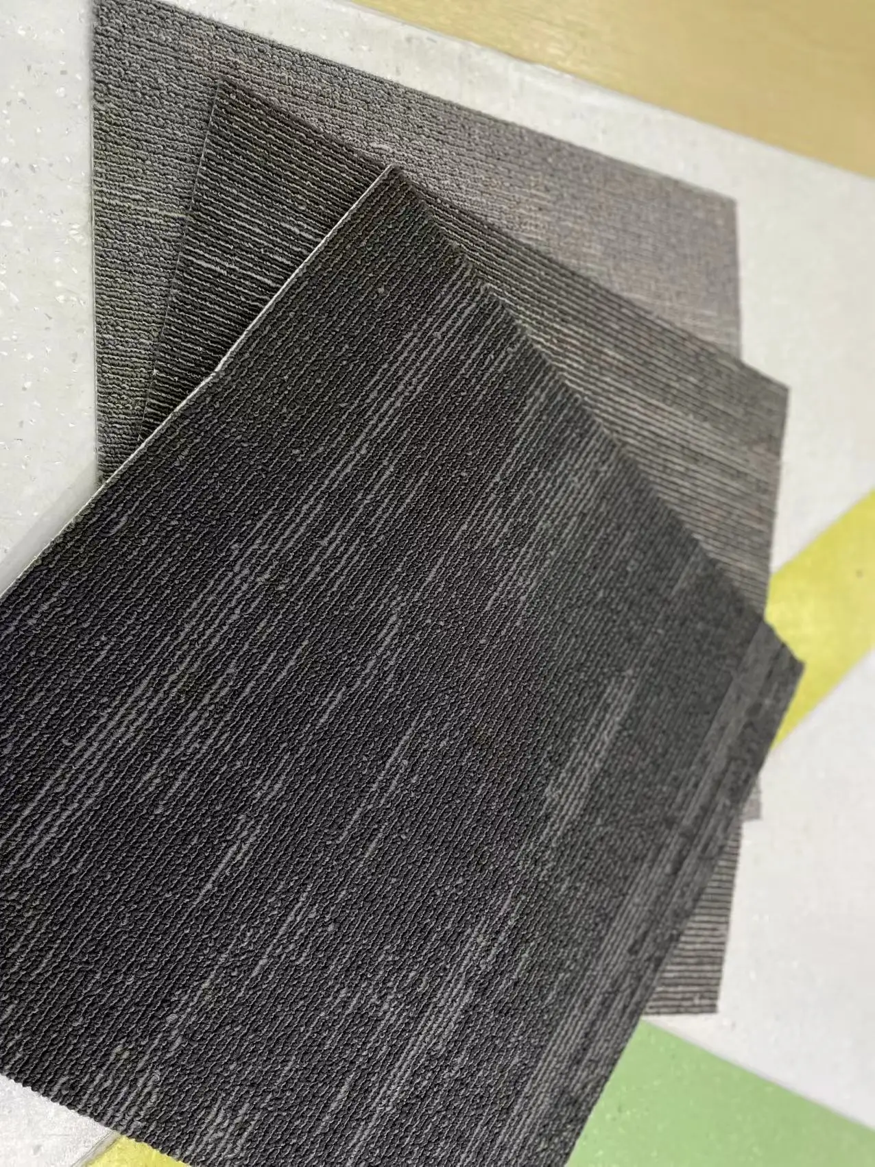 Modern Quality Commercial Office Decorative PVC Nylon Carpet Tiles Popular Fashion Psychedelic Carpet Tile for Home Floor Use