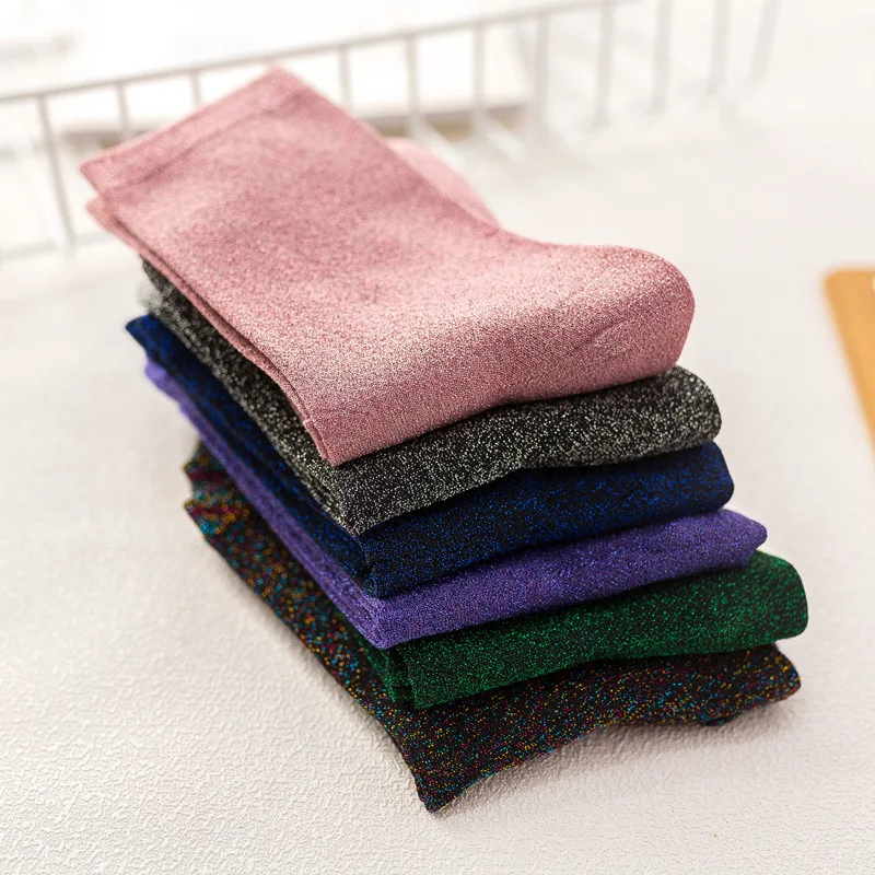 El Bordado De Encargo De Las Mujeres Del Tamano Pega La Seda De Plata Del Oro Que Brilla Calcetines Del Color Solid