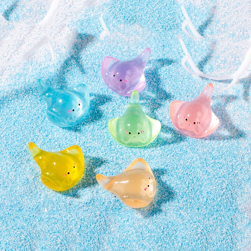 10 pcs/set Luminous Glowing Resin Ray Devil Fish Ornaments for Fishbowl Garden Yard Landscape Decorations Desktop Craft Decor