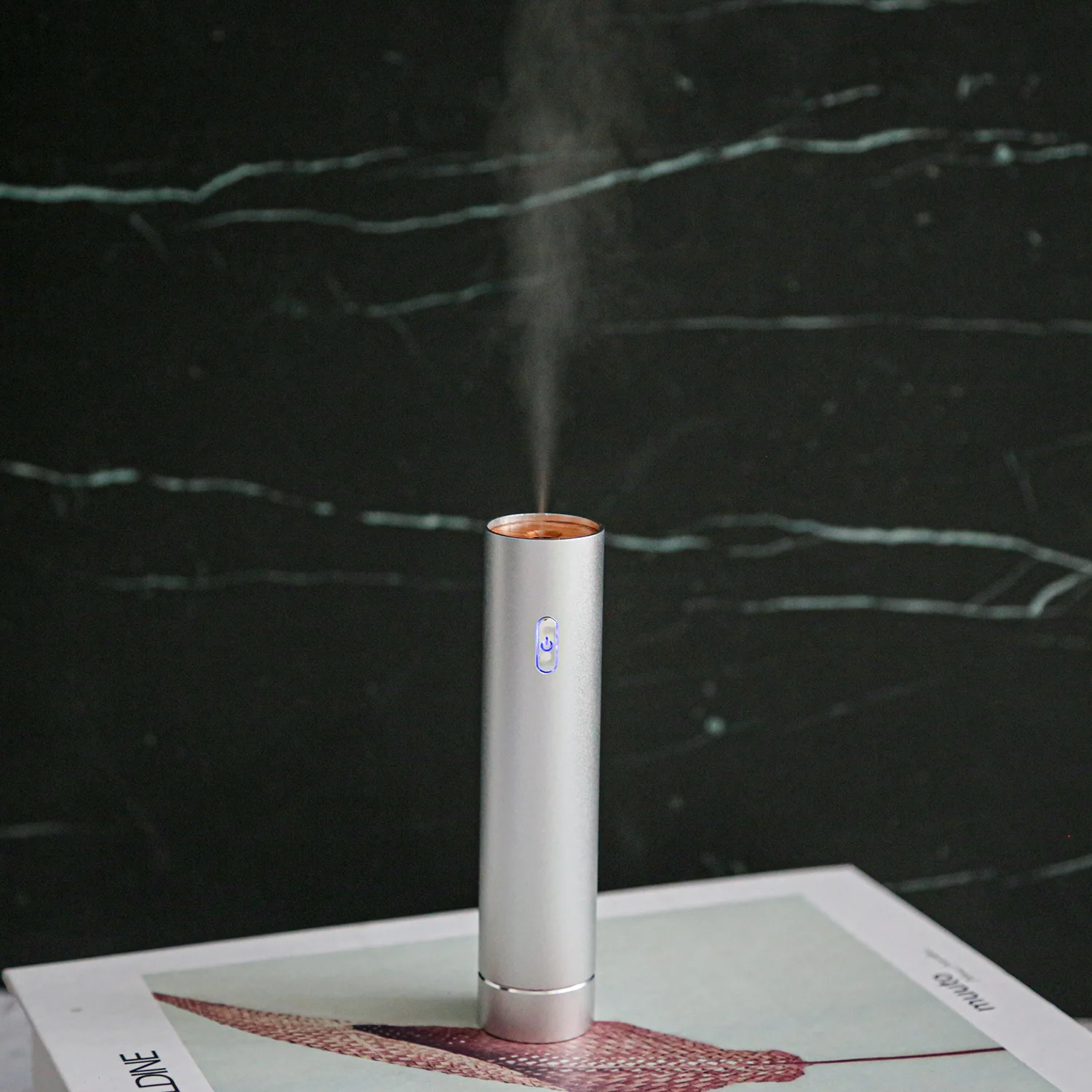 Portable USB Charging Customized Mini Air Humidifier Anti-dry Home Essential Oil Diffuser