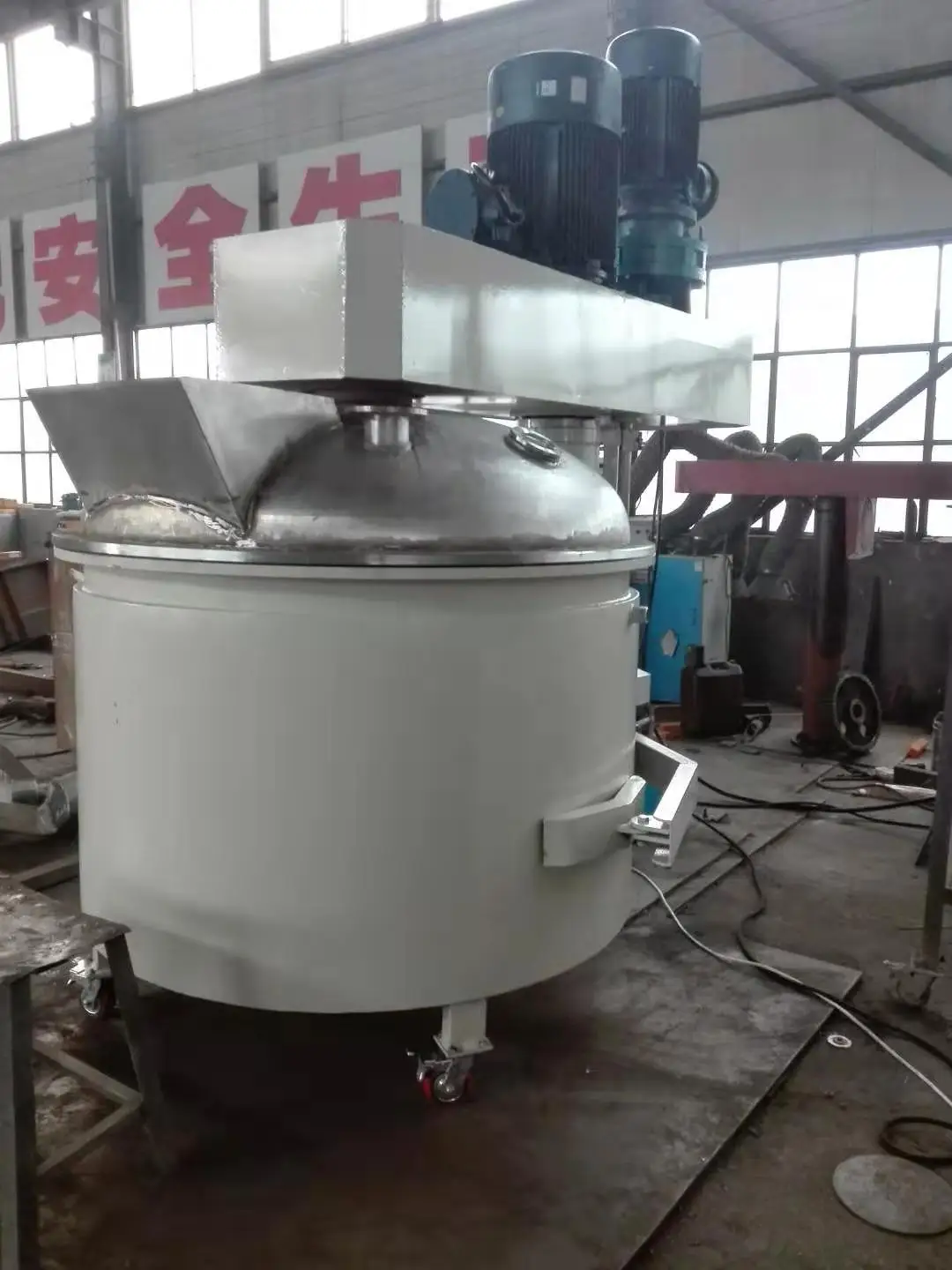 Liquid Soap Making Machine cosmetic pharmaceutical cream mixing machine vacuum dispersing mixer mixer machine