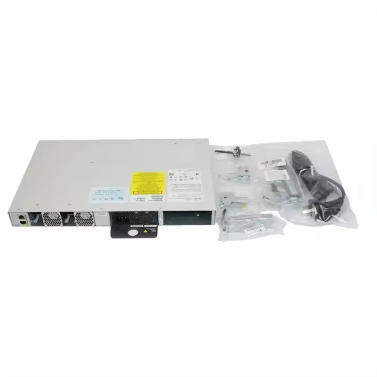 C9200L-24P-4X-E Layer 2 Gigabit 24 port POE+ Switches Cisco Network Switch C9200L-24P-4X-E
