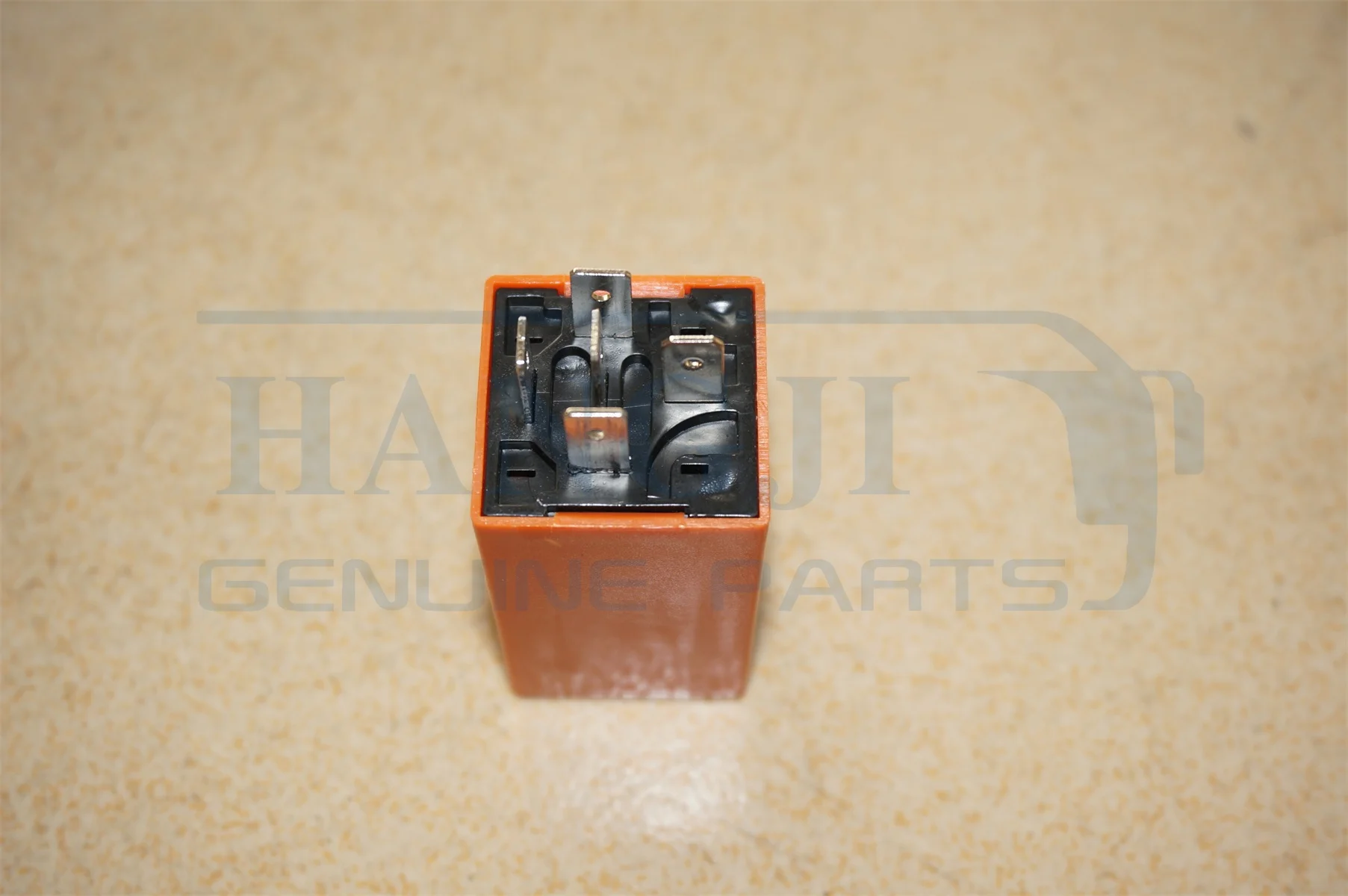 Auto electric spare parts JQ608A-215C-R1 flasher relay