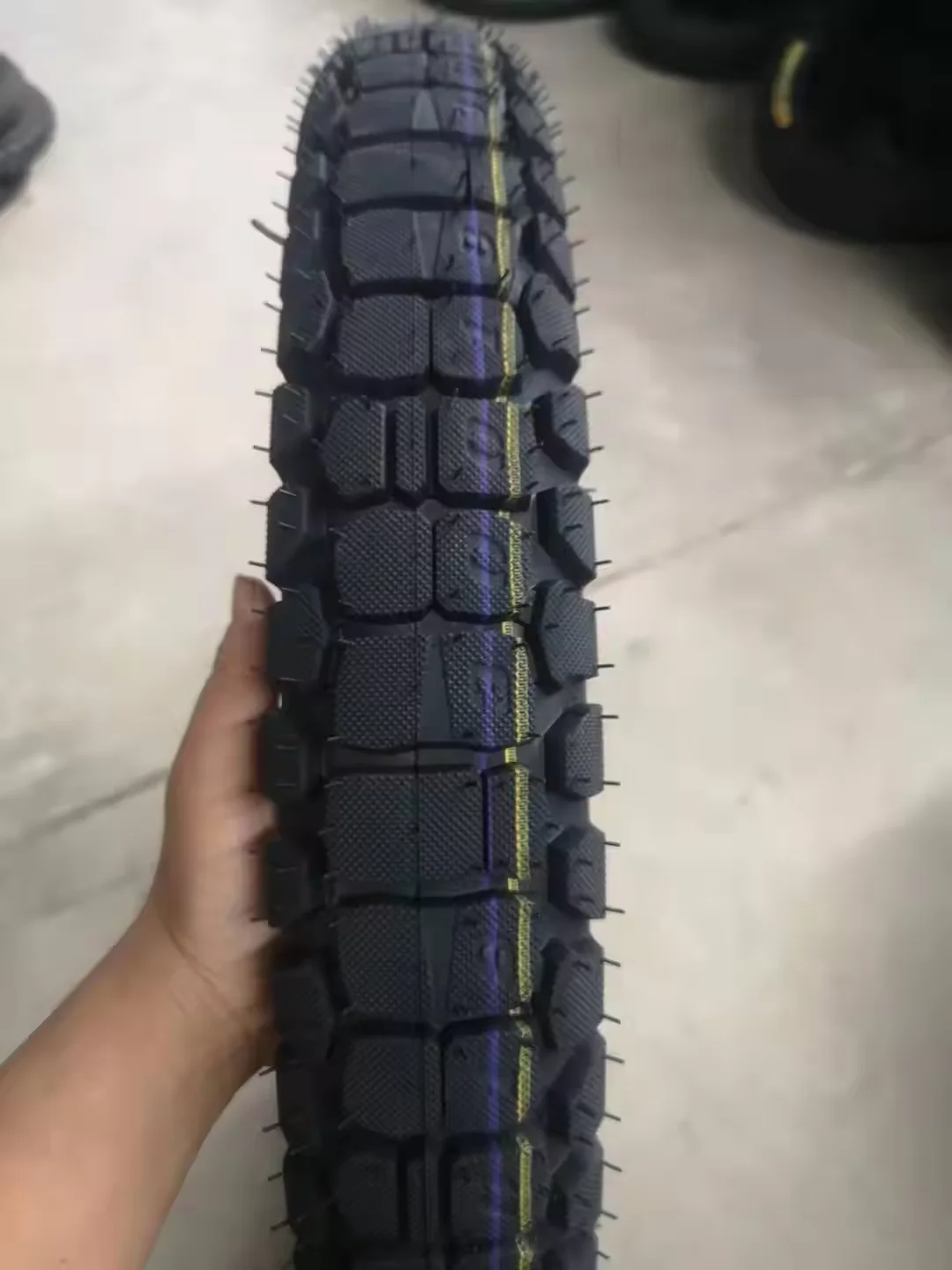 HIGH QUALITY 3.00-18 2.75-18 motorcycle tires