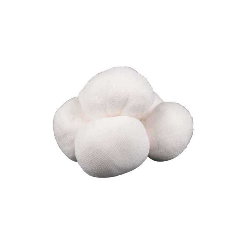 Hot Sale Disposable cotton Gauze Balls Factory Price Absorbent 100% Pure cotton Ball