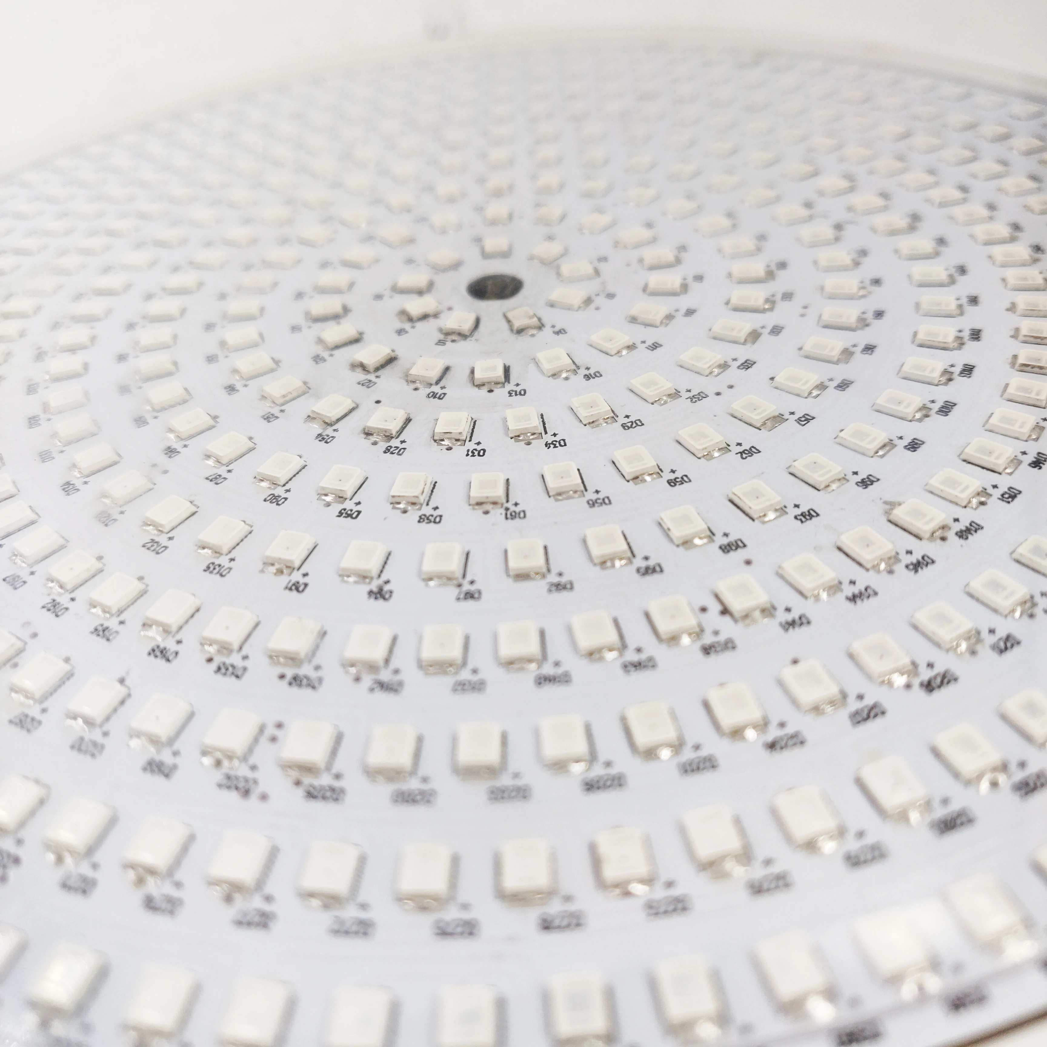  Pure White Color Temperature(CCT) and LED Light Source Underwater Submersible