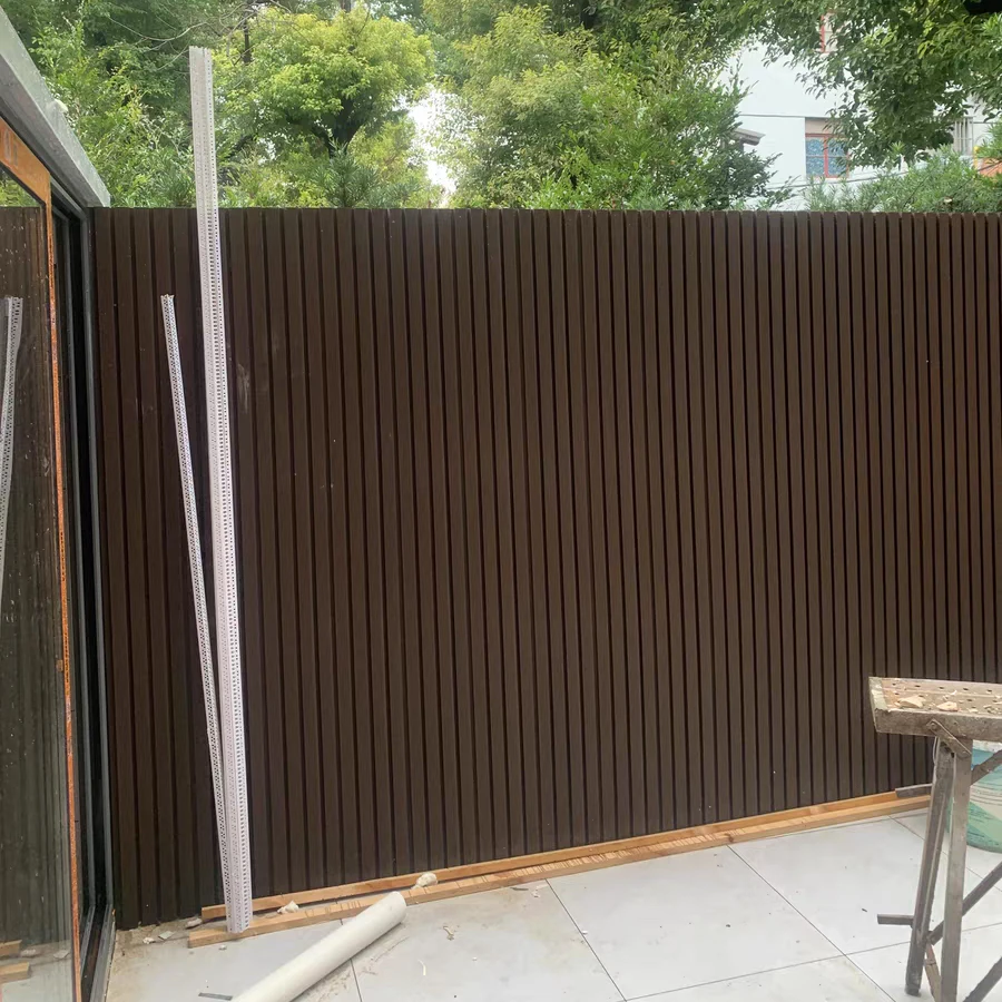 Multifunctional Wpc Wall Panel Outdoor Wooden Garden Fence made in China