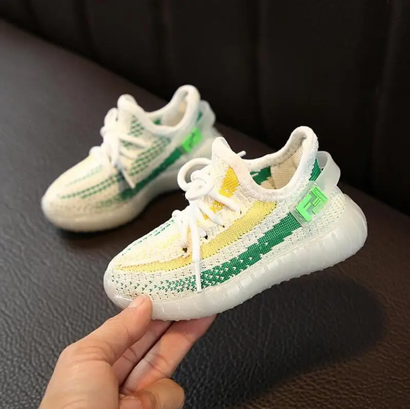 Детская Светоотражающая обувь Kanye west yeezy детская повседневная новые дышащие сетчатые кроссовки кружевные летние зимние унисекс