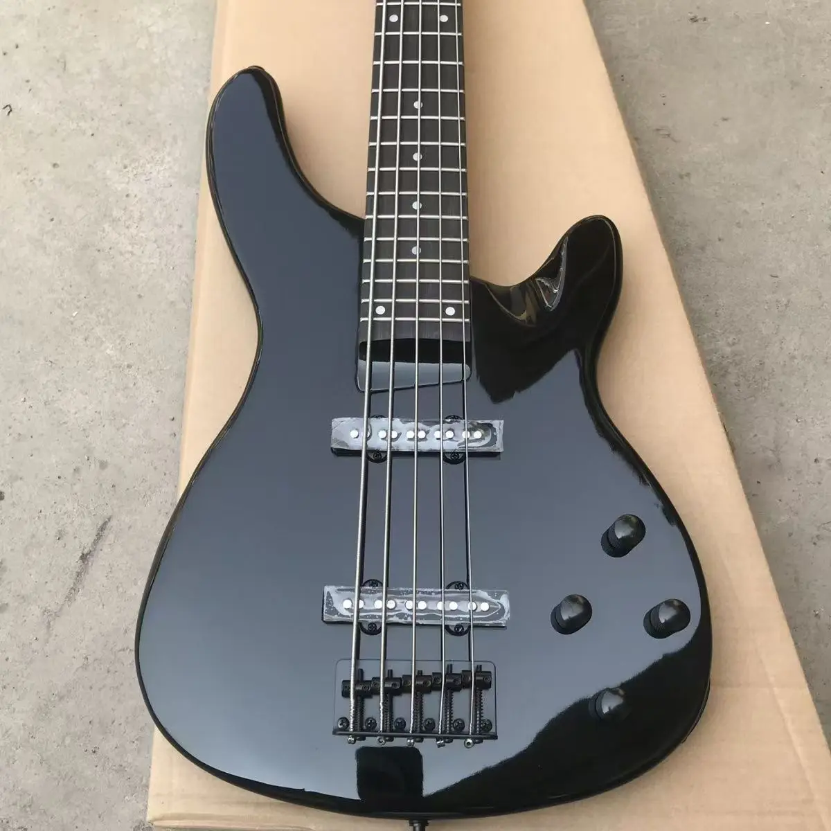 Wholesale OEM/ODM affordable bulk electric bass set 24 frets 5-string structure basswood body stylish bass player