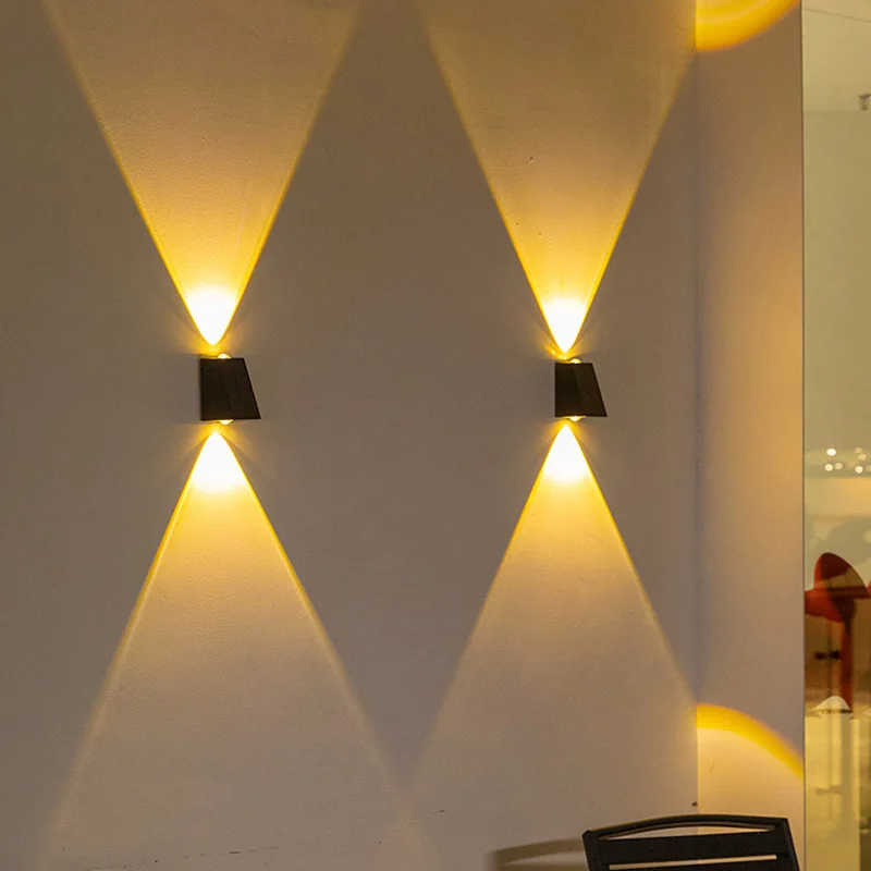 Outdoor LED Solar Wall Light High Brightness Up And Down Luminous Lighting LED Lamp 2 LEDs