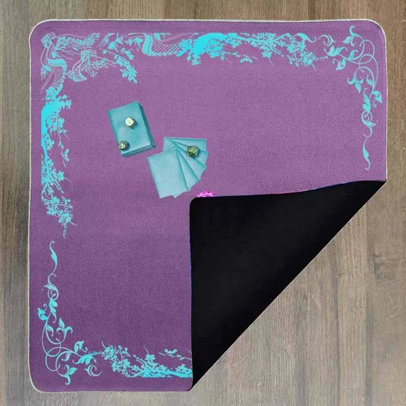 High-End Customized Velvet Card Game Mat Knitted Playmat for Table Foldable Scratch-Free Tarot Mat for Wedding Use