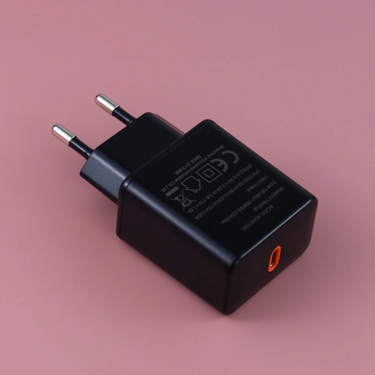 KYT Fast Charging Dual Usb Wall Type-c Fast Charger Phone EU Plug Ce/rohs/erp Guangzhou 20W for Iphone Apple Samsung S21 KYT-825