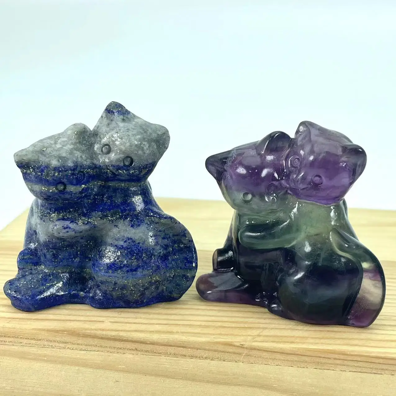 wholesale price spiritual natural rock 5cm fluorite obsidian quartz crystal cat healing stone chakra ornaments crystal gemstone