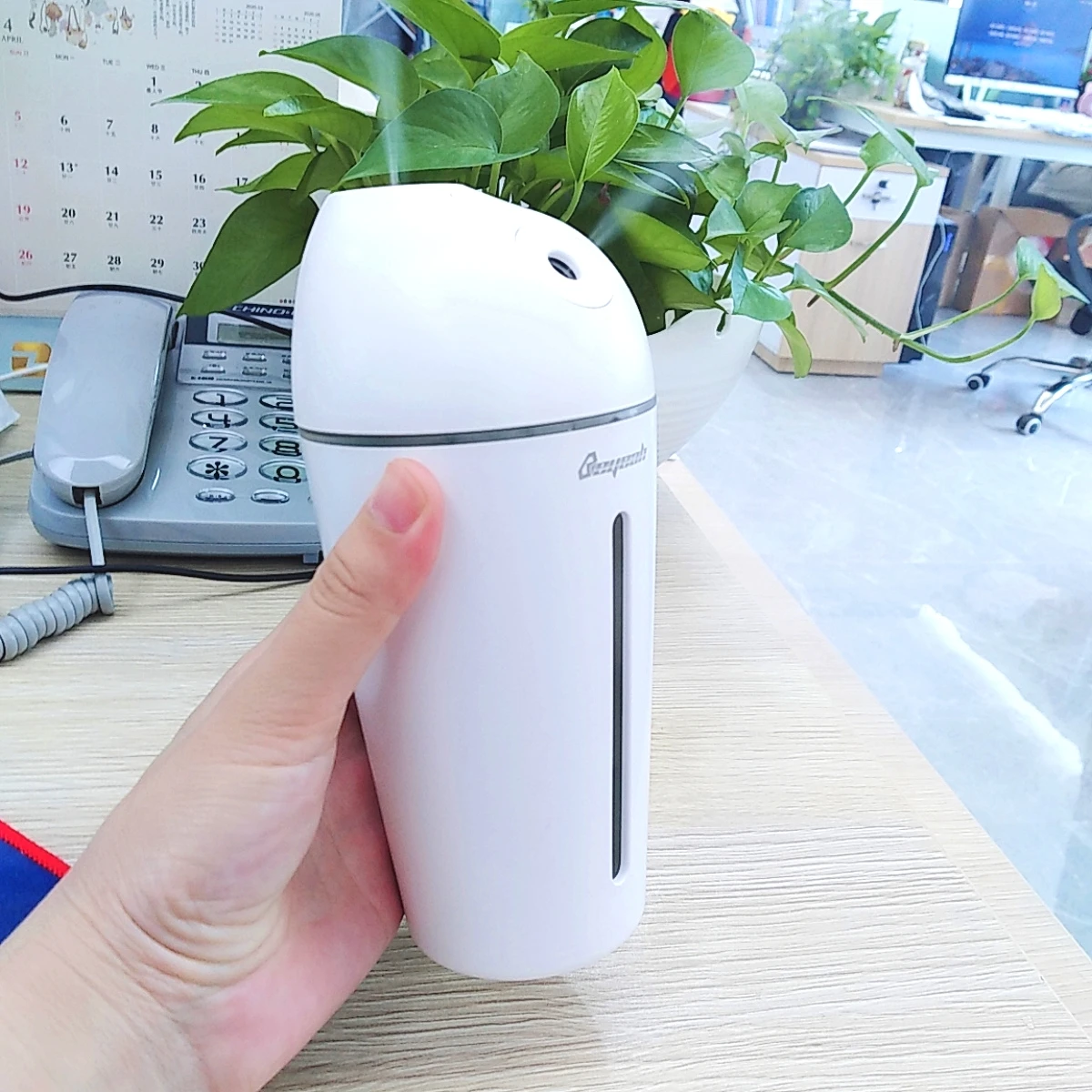 Factory Two Nozzles double spray dual heads car air ultrasonic mist Air humidifier