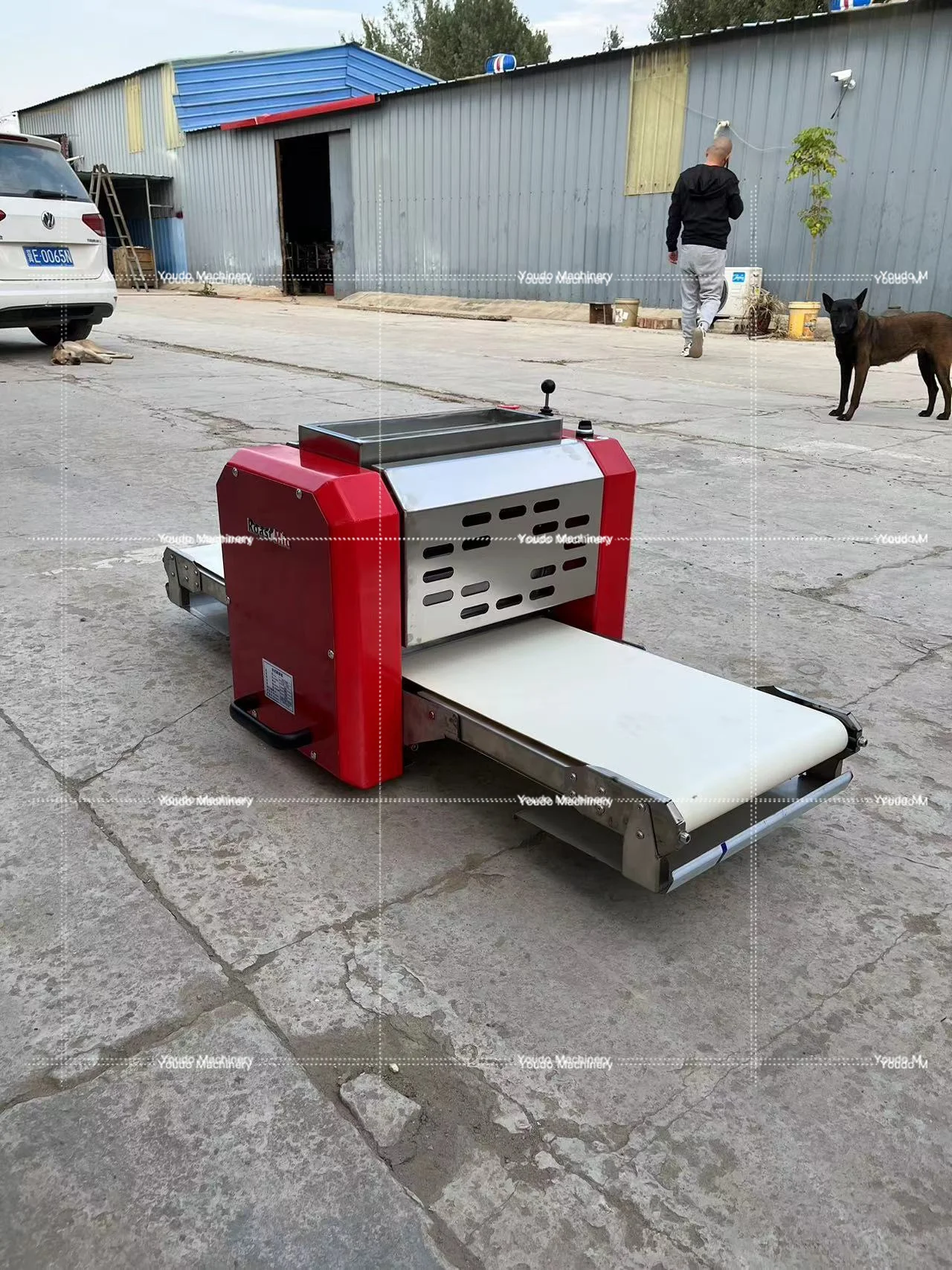 New Products New Material Dough Sheeter Mini Vertical Pastry Machine Factory Price Fashionable Limited-time Promotion