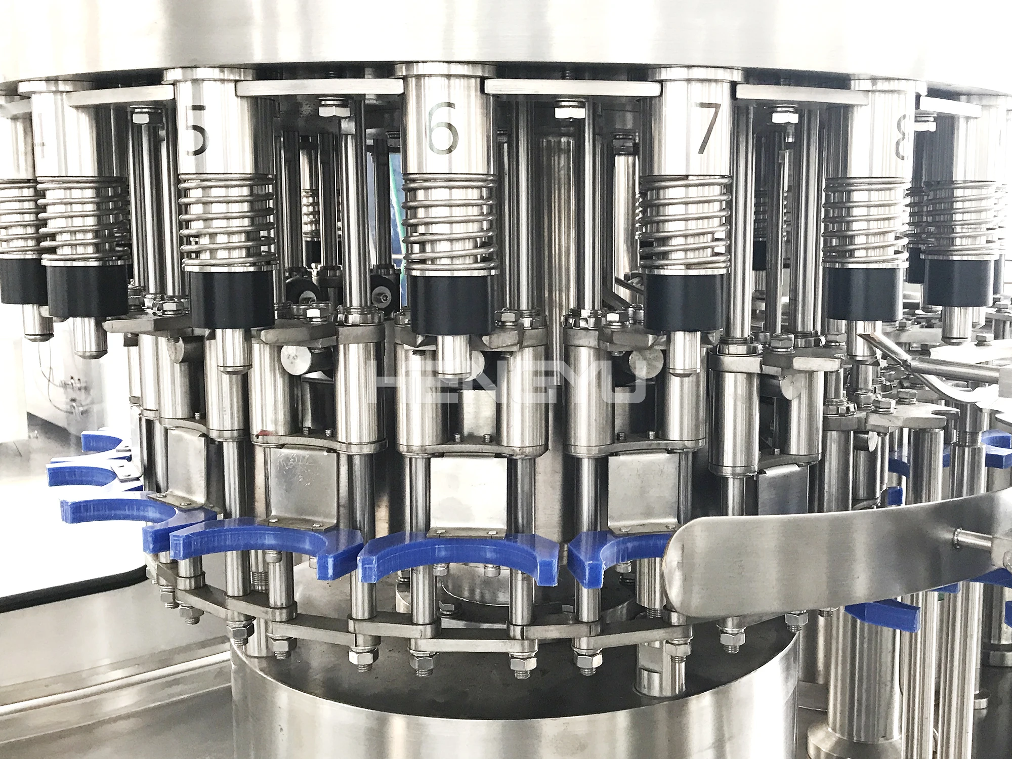 Semi automatic plastic bottle making machine mineral water filling project